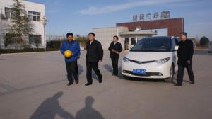 2011年12月8日，時任洛陽市市委書記毛萬春到我公司視察指導(dǎo)工作
