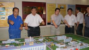 2013年8月13日，省委常委、***部長史濟(jì)春蒞臨檢查指導(dǎo)工作