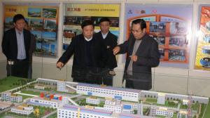 2015年11月市長鮑常勇到我公司調(diào)研